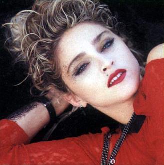 madonna_red_lace_85_4.jpg